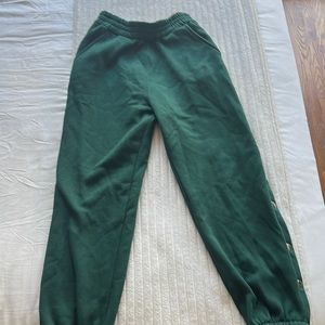 Storets snap down hunter green sweat pant, joggers